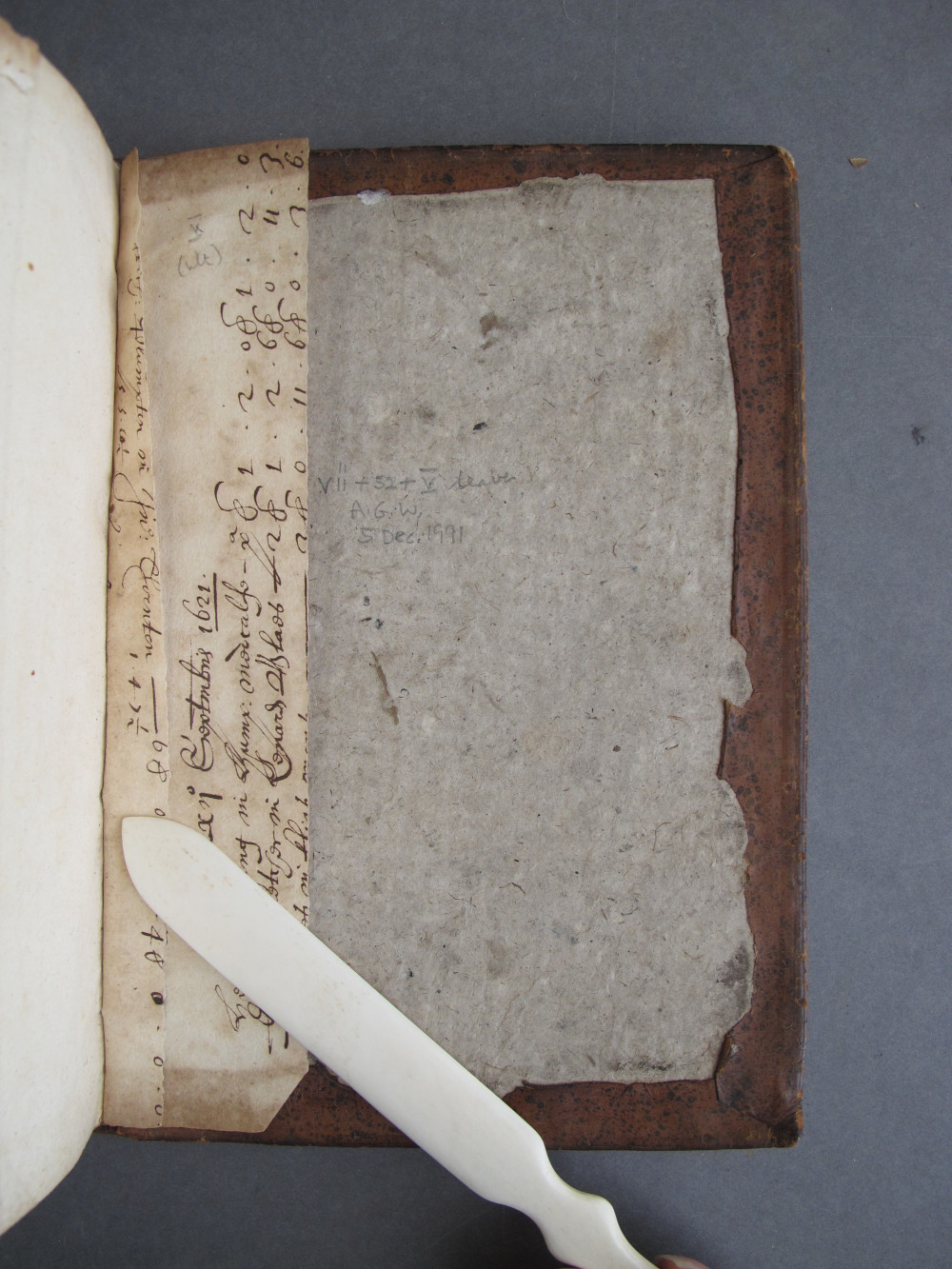Folio V recto (a)
