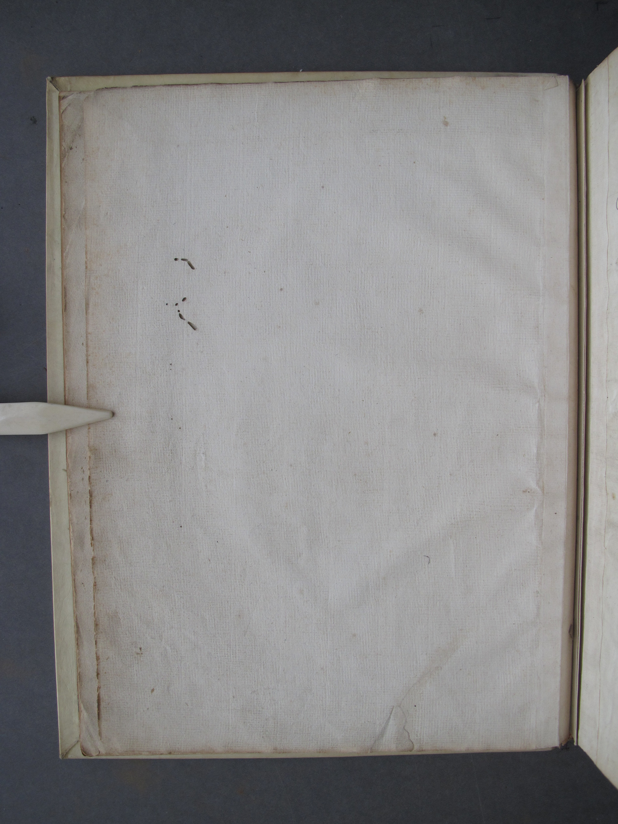 Folio 2 verso