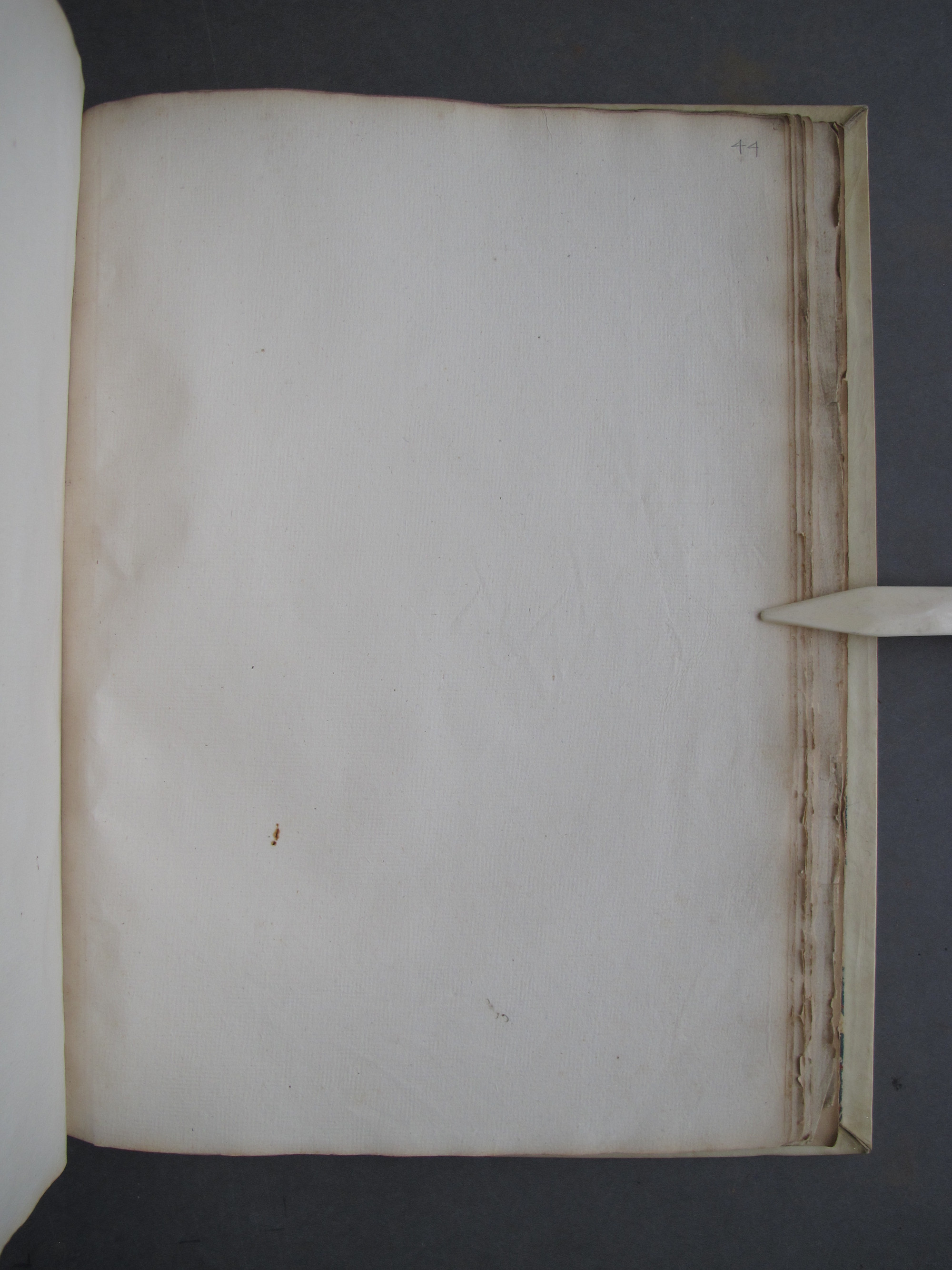 Folio 44 recto