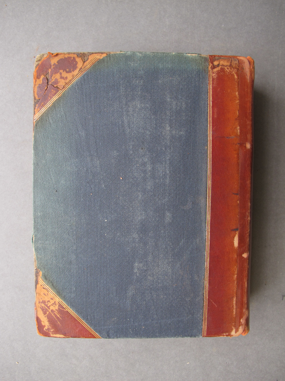 Folio 415 versoBinding