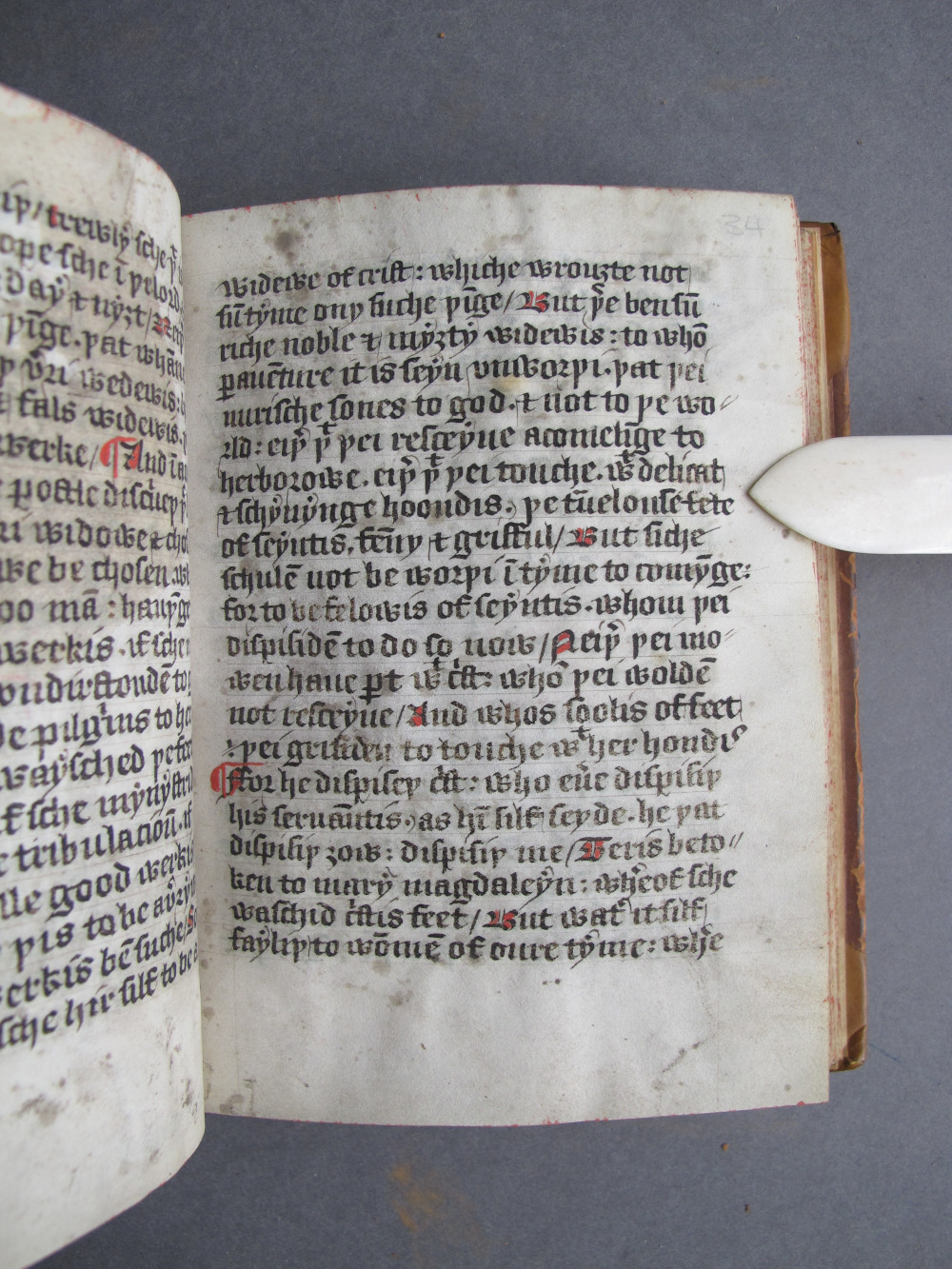 Folio 34 recto